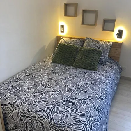 Meuble 2 Etoiles アパート *